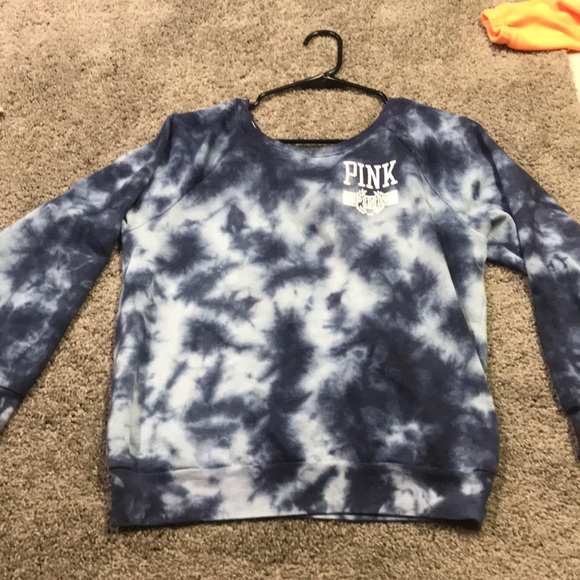 light pull over/sweatshirt - Picture 1 of 3